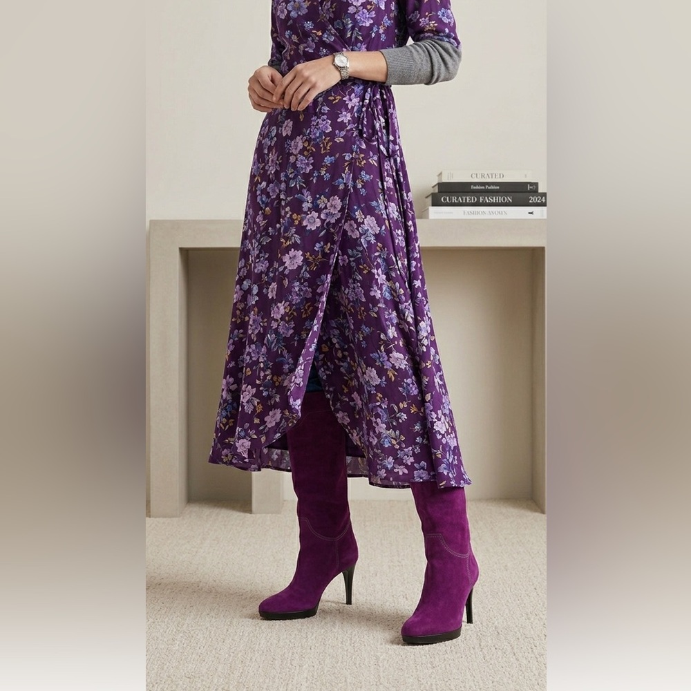Sergio Rossi purple suede leather boots